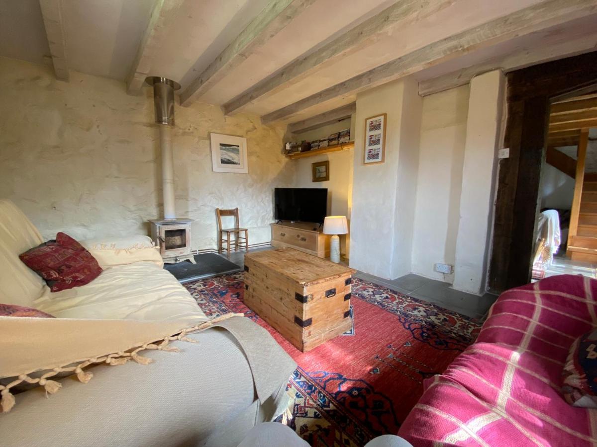 The Barn, Higher Boden, Manaccan, Helston, Cornwall ภายนอก รูปภาพ