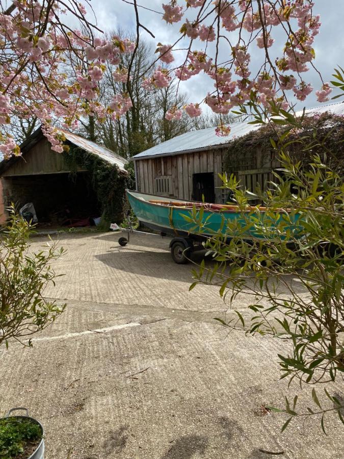The Barn, Higher Boden, Manaccan, Helston, Cornwall ภายนอก รูปภาพ
