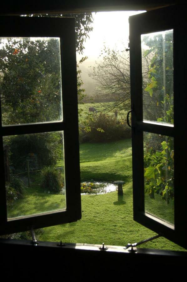 The Barn, Higher Boden, Manaccan, Helston, Cornwall ภายนอก รูปภาพ
